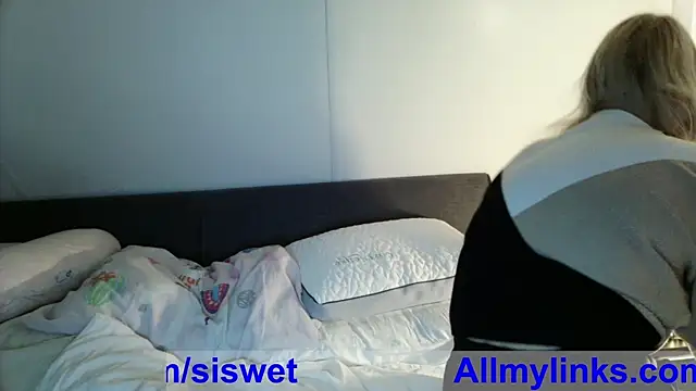 siswett online show from December 5, 2025, 1:10 pm