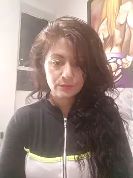 Snapshot of lunadicty chatting on March 20, 2025, 11:02 pm lunadicty online show from March 20, 2025, 11:02 pm