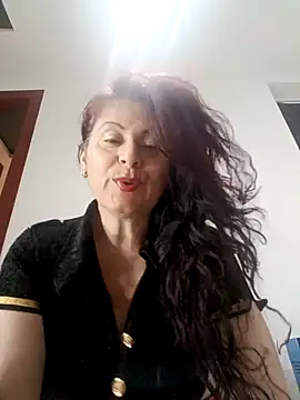 Snapshot of lunadicty chatting on October 16, 2025, 12:30 am lunadicty online show from October 16, 2025, 12:30 am