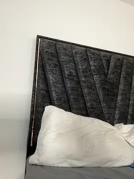 PapiStan online show from November 23, 2025, 12:20 am