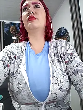 Cerecitaa02  online show from March 18, 2026, 10:54 pm