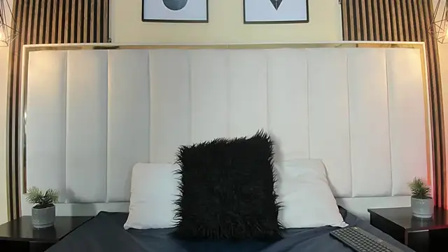 Snapshot of AmmberJones chatting on March 21, 2025, 3:33 am AmmberJones online show from March 21, 2025, 3:33 am