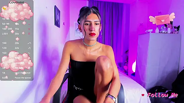 SkylerBennet online show from September 16, 2025, 2:45 am