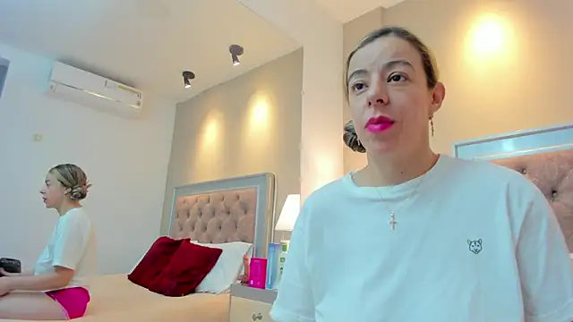 Snapshot of AlexaStorrm chatting on November 27, 2025, 4:57 am AlexaStorrm online show from November 27, 2025, 4:57 am