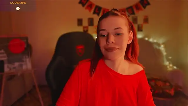 Snapshot of TheMargieDorene chatting on October 26, 2025, 9:48 pm TheMargieDorene online show from October 26, 2025, 9:48 pm