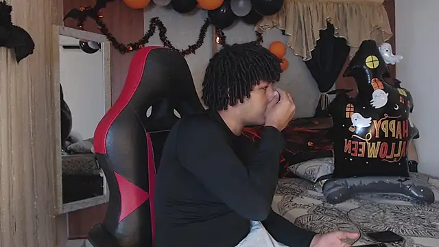 Snapshot of black_king_241 chatting on October 23, 2025, 3:27 am black king 241 online show from October 23, 2025, 3:27 am