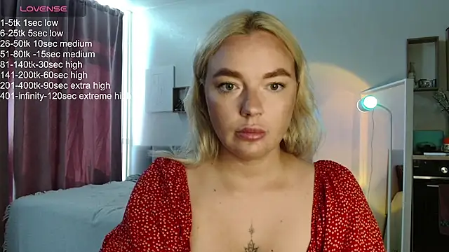 Snapshot of Eva___forever chatting on June 29, 2026, 9:38 am Eva forever online show from June 29, 2026, 9:38 am