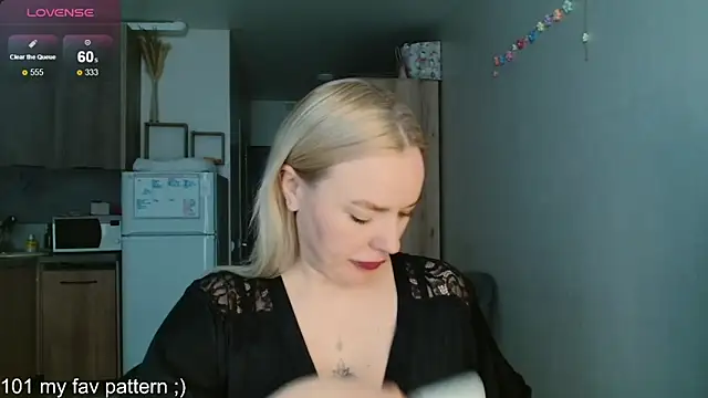 Eva   forever online show from April 19, 2026, 2:12 am