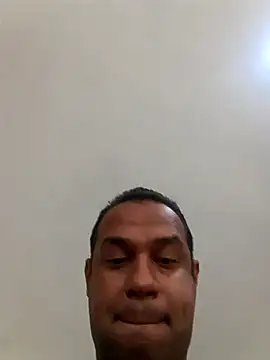 Snapshot of elnegro707070 chatting on October 27, 2025, 11:11 am elnegro707070 online show from October 27, 2025, 11:11 am