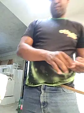 Snapshot of elnegro707070 chatting on December 1, 2025, 11:05 pm elnegro707070 online show from December 1, 2025, 11:05 pm