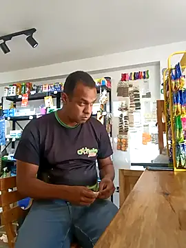 Snapshot of elnegro707070 chatting on October 17, 2025, 11:12 am elnegro707070 online show from October 17, 2025, 11:12 am