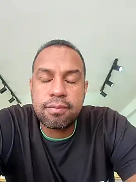 Snapshot of elnegro707070 chatting on December 20, 2025, 2:53 pm elnegro707070 online show from December 20, 2025, 2:53 pm