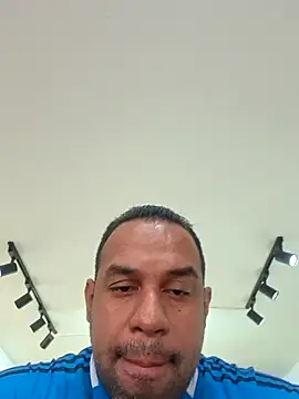 Snapshot of elnegro707070 chatting on February 6, 2026, 11:17 am elnegro707070 online show from February 6, 2026, 11:17 am