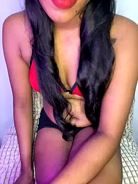 selena mia online show from October 26, 2025, 5:52 am