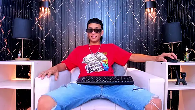 Matt Ruso online show from December 2, 2025, 3:41 am