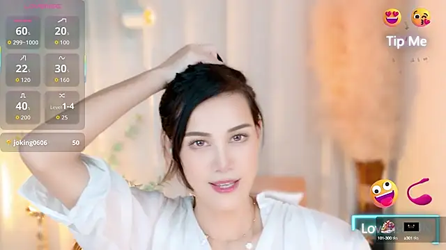 LunaBelle1984 online show from September 23, 2025, 3:19 pm