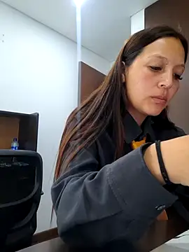 Snapshot of MELODY__06 chatting on October 25, 2025, 12:04 pm MELODY 06 online show from October 25, 2025, 12:04 pm