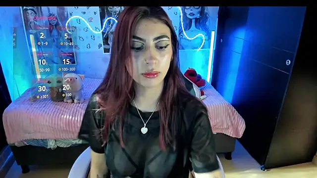 Snapshot of Medussa_katt chatting on July 24, 2026, 9:22 pm Medussa katt online show from July 24, 2026, 9:22 pm