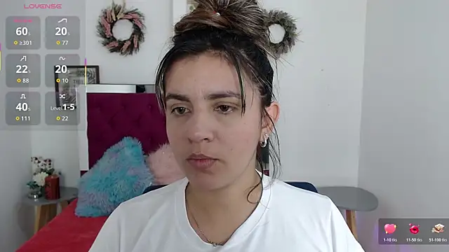 Isa-lox online show from November 4, 2025, 9:18 pm