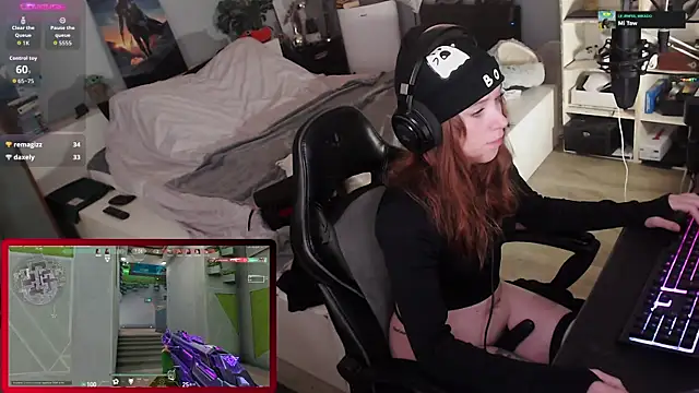 Snapshot of Horny_Makima chatting on October 24, 2025, 9:19 am Horny Makima online show from October 24, 2025, 9:19 am