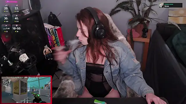 Snapshot of Horny_Makima chatting on November 27, 2025, 11:10 am Horny Makima online show from November 27, 2025, 11:10 am