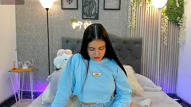 Snapshot of mialeia01 chatting on January 7, 2026, 1:27 pm mialeia01 online show from January 7, 2026, 1:27 pm