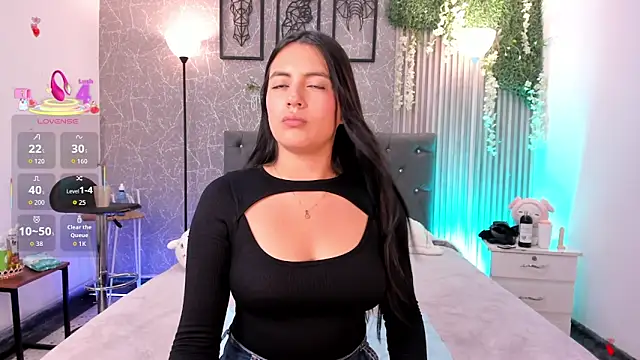 Snapshot of mialeia01 chatting on February 28, 2026, 9:36 pm mialeia01 online show from February 28, 2026, 9:36 pm