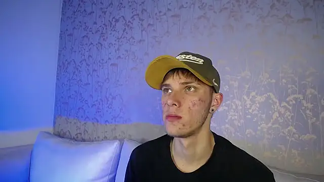 Robbin Blaze online show from September 20, 2025, 8:36 pm