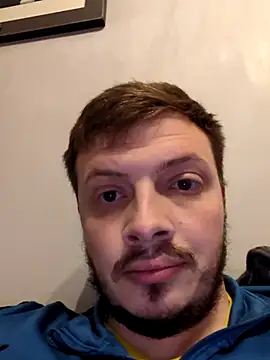 Snapshot of Ryanbigcock3194 chatting on October 19, 2025, 1:19 am Ryanbigcock3194 online show from October 19, 2025, 1:19 am