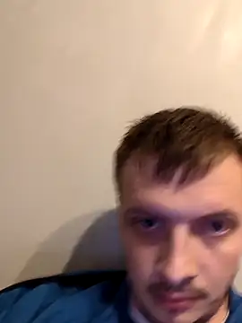 Snapshot of Ryanbigcock3194 chatting on September 17, 2025, 11:40 pm Ryanbigcock3194 online show from September 17, 2025, 11:40 pm