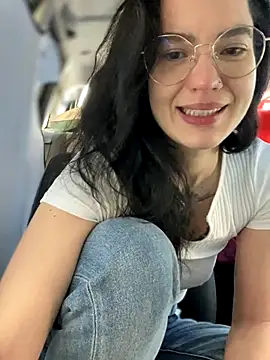 Snapshot of MeekyRich chatting on September 30, 2025, 4:51 am MeekyRich online show from September 30, 2025, 4:51 am