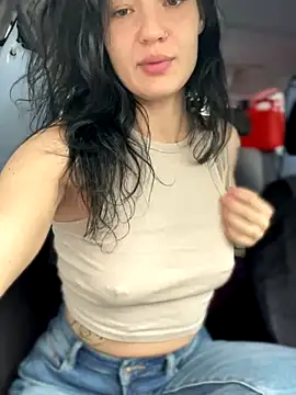 Snapshot of MeekyRich chatting on October 6, 2025, 4:13 am MeekyRich online show from October 6, 2025, 4:13 am