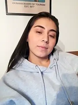 Snapshot of caro_hill chatting on February 21, 2026, 11:18 pm caro hill online show from February 21, 2026, 11:18 pm