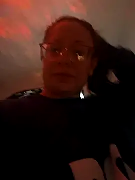 Snapshot of kinkikatie69 chatting on November 1, 2025, 10:14 pm kinkikatie69 online show from November 1, 2025, 10:14 pm