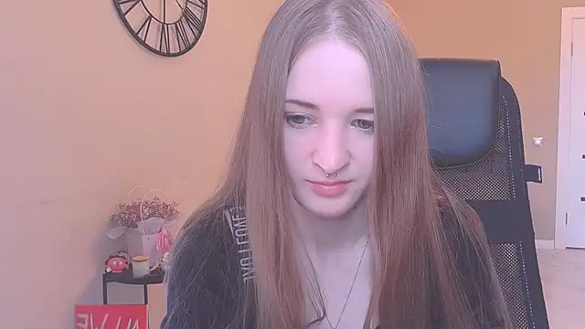 Snapshot of KateKayer chatting on September 25, 2025, 8:42 am KateKayer online show from September 25, 2025, 8:42 am