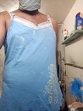 Snapshot of Brown69_guy chatting on November 21, 2025, 5:06 am Brown69 guy online show from November 21, 2025, 5:06 am