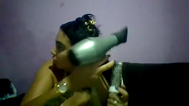 Snapshot of querida777 chatting on October 26, 2025, 12:00 am querida777 online show from October 26, 2025, 12:00 am