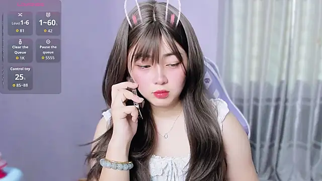 yuki3366 online show from September 17, 2025, 4:25 am