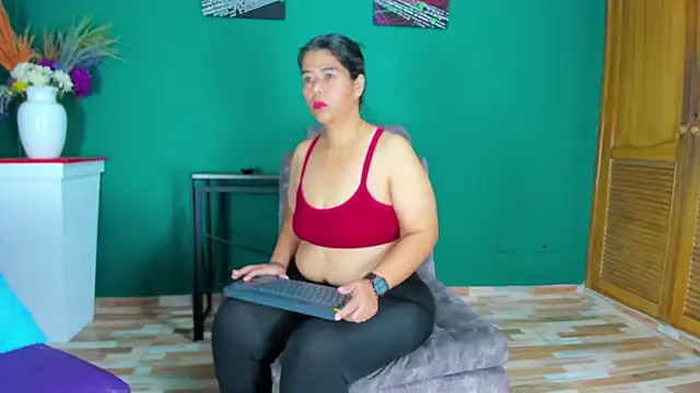 cinderella jackson online show from March 21, 2025, 3:02 pm