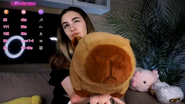 Snapshot of CupSizeGirl chatting on September 14, 2025, 4:07 pm CupSizeGirl online show from September 14, 2025, 4:07 pm