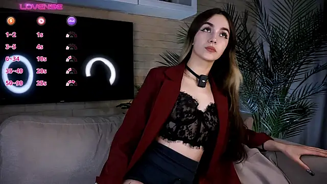 Snapshot of CupSizeGirl chatting on September 9, 2025, 4:05 pm CupSizeGirl online show from September 9, 2025, 4:05 pm