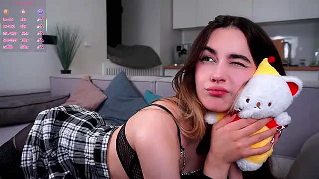 Snapshot of CupSizeGirl chatting on November 20, 2025, 1:56 pm CupSizeGirl online show from November 20, 2025, 1:56 pm