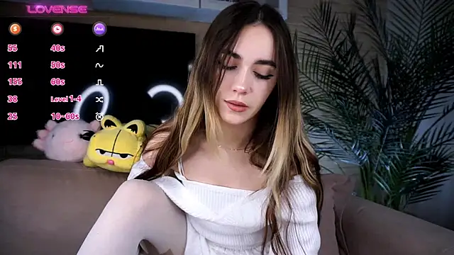 Snapshot of CupSizeGirl chatting on September 12, 2025, 4:29 pm CupSizeGirl online show from September 12, 2025, 4:29 pm