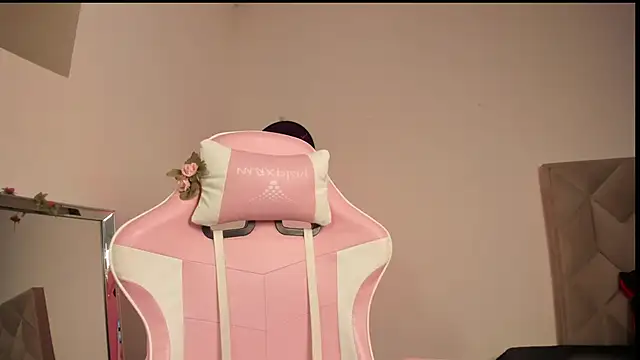 Paprika  online show from November 5, 2025, 6:11 pm