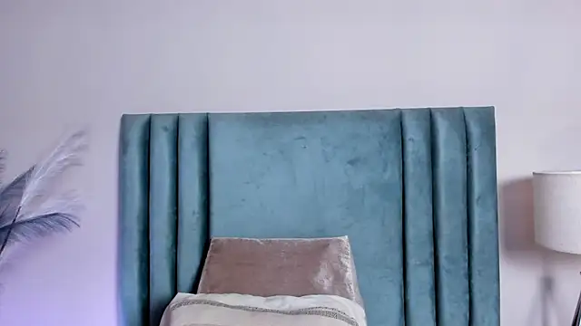 AbbieJoness  online show from January 9, 2026, 11:39 am