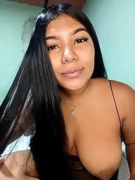 Snapshot of kalifa3210 chatting on October 3, 2025, 2:26 am kalifa3210 online show from October 3, 2025, 2:26 am