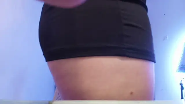  Victoria Collins online show from April 14, 2026, 12:10 pm