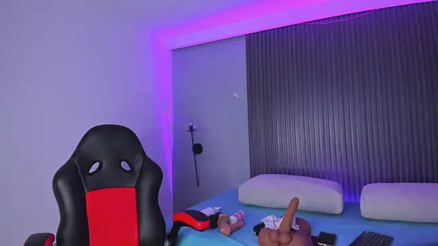 ciara blake online show from November 10, 2025, 7:52 pm