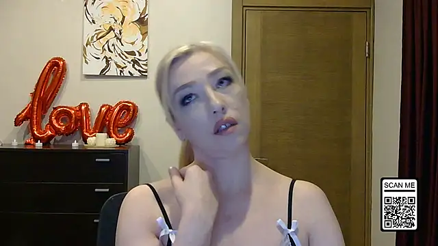 Wild Silk Desire online show from April 6, 2026, 5:25 pm