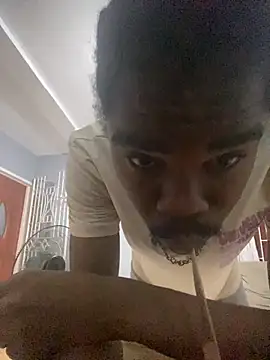 simp699999 online show from November 22, 2025, 4:11 am